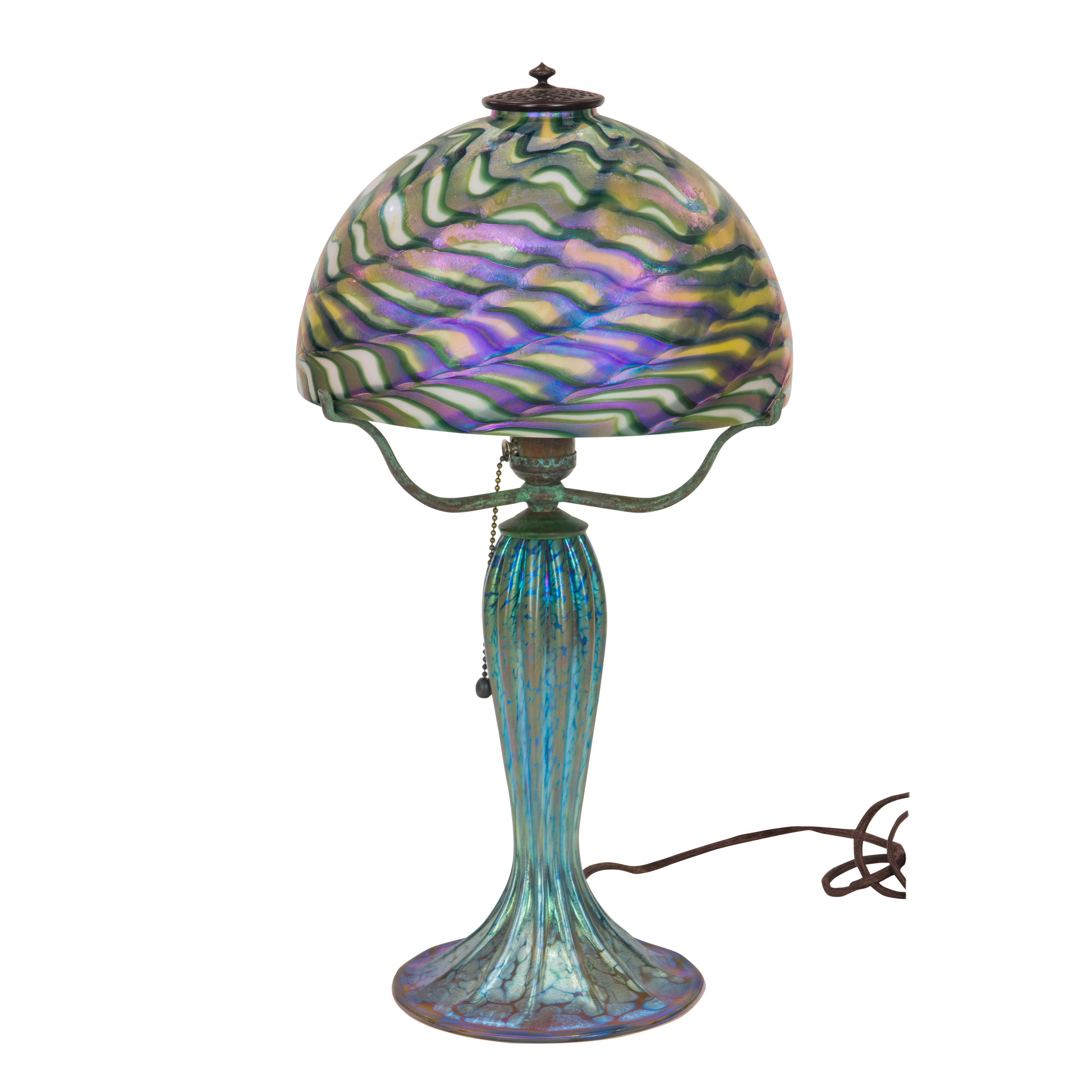 Appraisal: A LUNDBERG STUDIOS IRIDESCENT ART GLASS TABLE LAMP A Lundberg