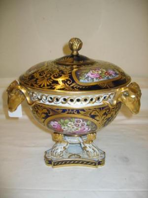 Appraisal: A SAMSON PORCELAIN DERBY-STYLE TABLE URN of circular form the