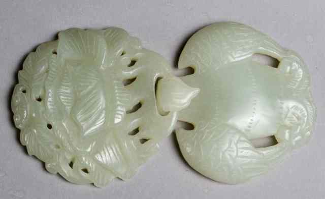 Appraisal: A Fine Chinese Carved Jade BuckleTwo piece buckle finely carved