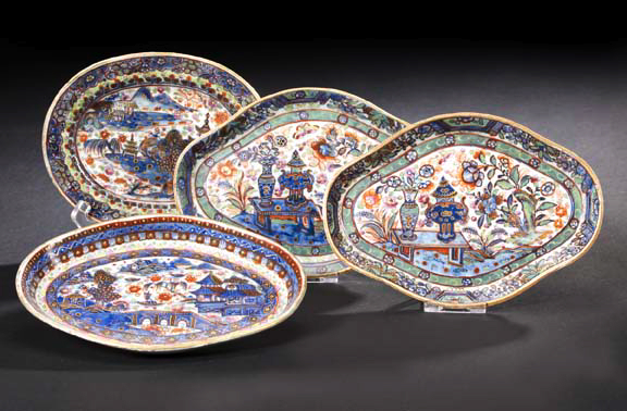 Appraisal: Pair of Chinese Export Clobbered Ware Shaped Dishes each of