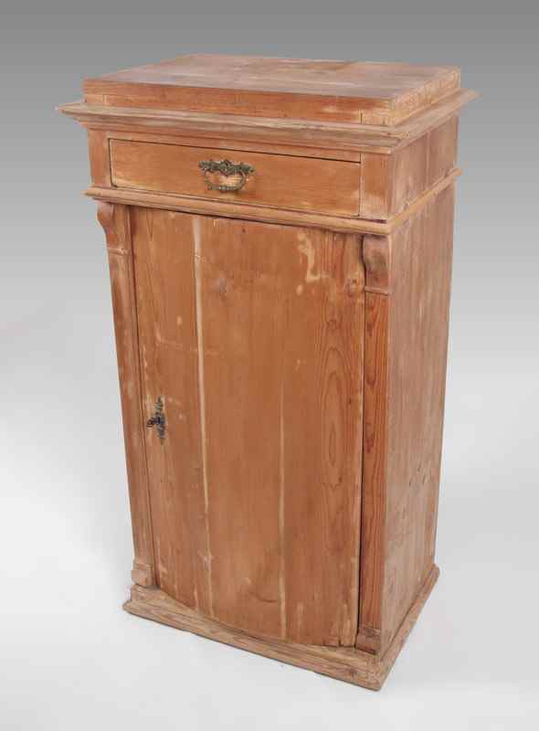 Appraisal: SWELL FRONT PINE CABINET Pine cabinet with single drawer over