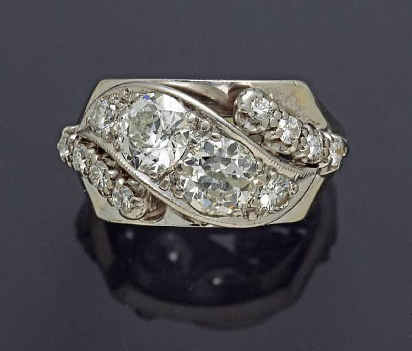 Appraisal: A diamond ring estimated total diamond weight carats mounted in