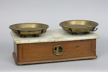 Appraisal: Antique Scale American ca late th Century These scales feature