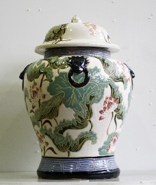 Appraisal: A pair of Chinese baluster form jars and covers cm