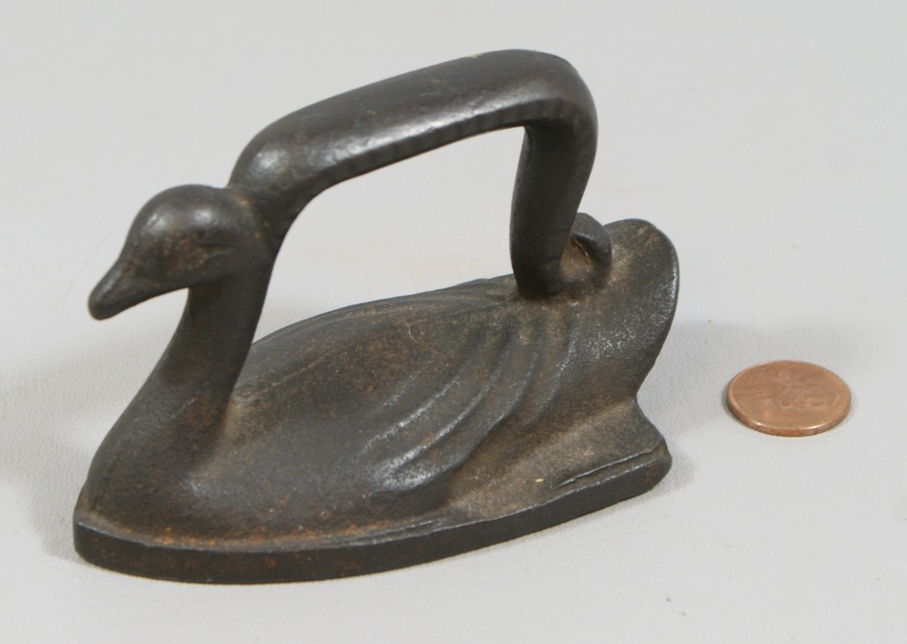 Appraisal: Unusual cast swan Iron long