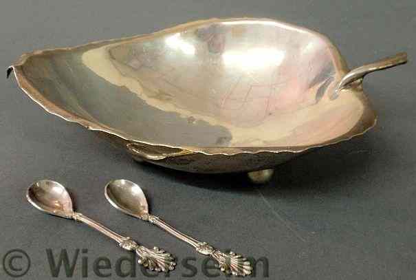 Appraisal: Sterling silver leaf form condiment bowl h x l and