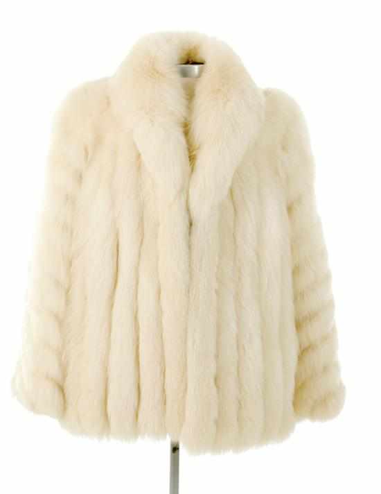 Appraisal: Saga fox jacket by Maison Blanche car length medium size