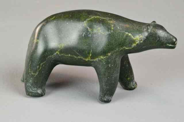 Appraisal: A FINE INUIT STONE POLAR BEAR - SIGNEDVery nice green