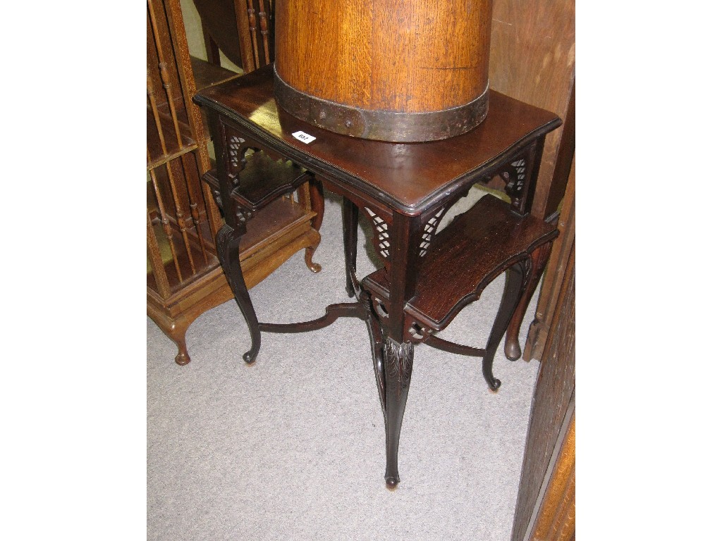 Appraisal: Victorian mahogany occasional table