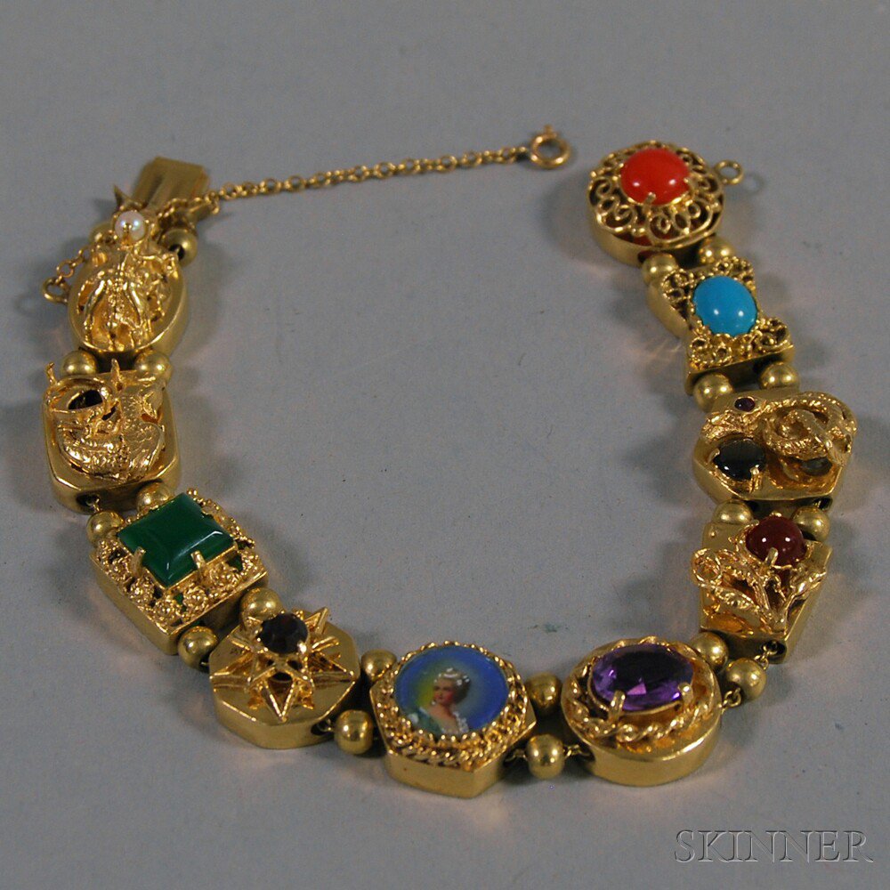 Appraisal: kt Gold Bracelet composed to appear as if made up