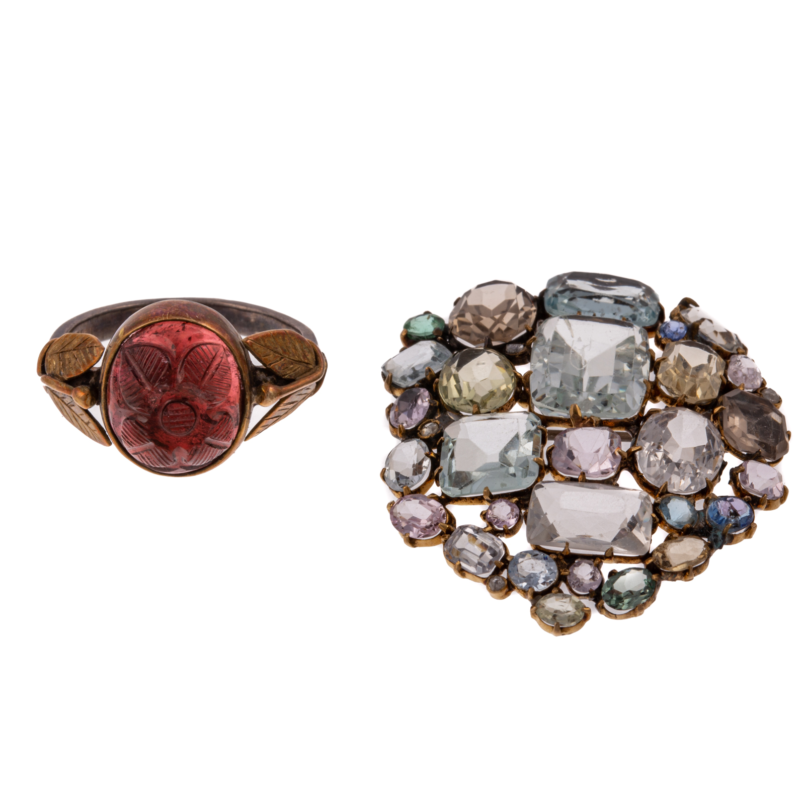 Appraisal: A MULTI-GEMSTONE PIN CARVED GARNET RING K yellow gold multi