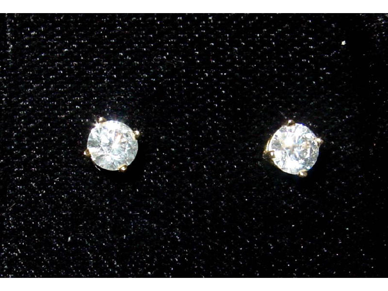 Appraisal: DIAMOND STUD EARRINGS k yellow gold screw back pierced earrings