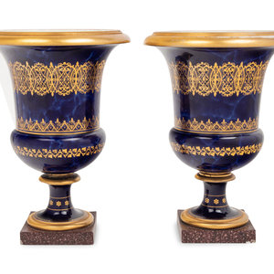 Appraisal: A Pair of Paris Porcelain Urns th Century Height overall