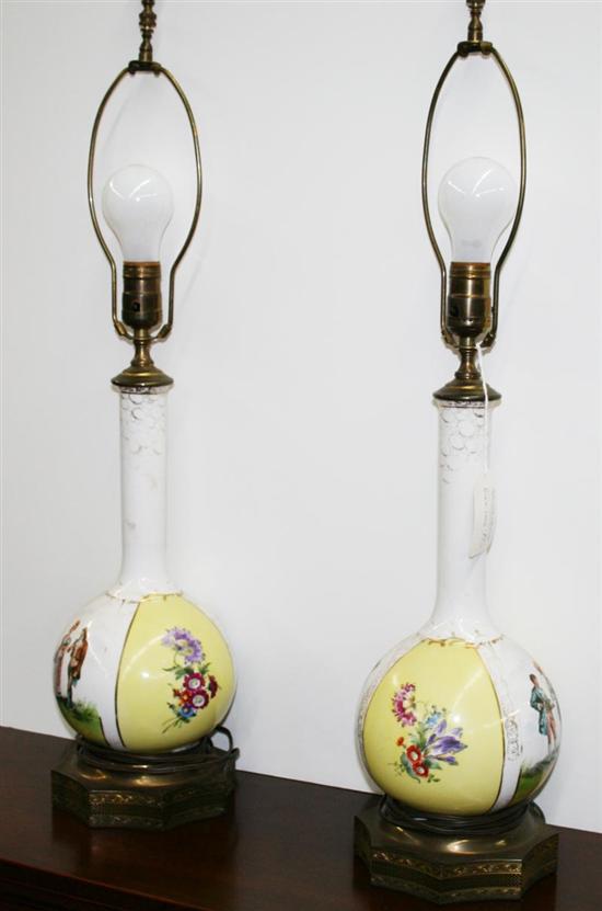 Appraisal: Pair Old Paris porcelain lamps th century decorated with alternating