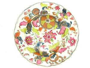 Appraisal: th century Chinese famille rose plate with tobacco leaf pattern