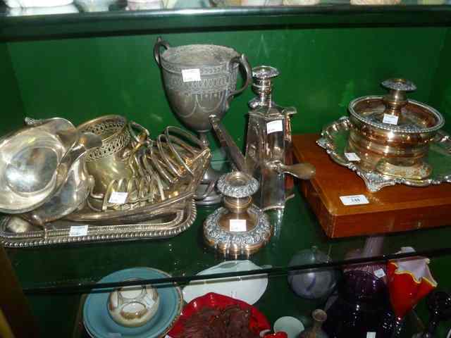 Appraisal: A COLLECTION OF PLATED WARE to include a case set