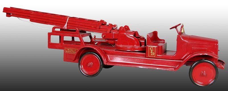 Appraisal: Pressed Steel Buddy L Hydraulic Aerial Ladder Fire Description ''