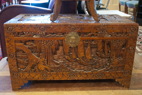 Appraisal: CARVED CAMPHORWOOD TRUNK