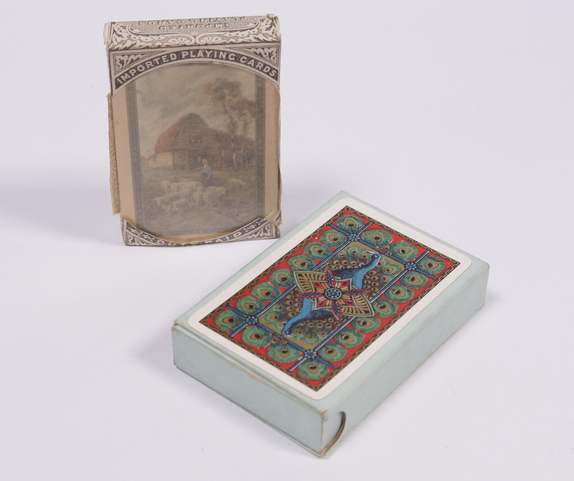 Appraisal: A pack of Bijou Whist playing No cards with gold