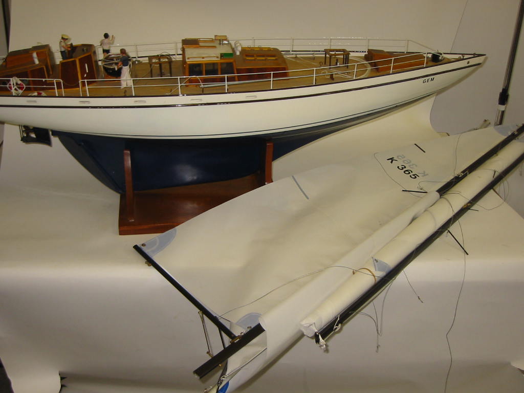 Appraisal: A large scale model yacht Gem late th century painted