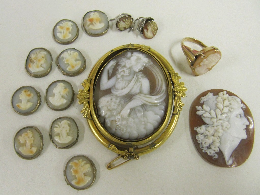 Appraisal: Lot comprising Victorian cameo in scroll decorated yellow metal mount