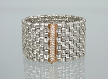 Appraisal: A Fine Roberto Coin Wide k Gold and Diamond Bracelet