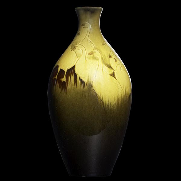 Appraisal: KATARO SHIRAYAMADANIROOKWOODStandard glaze vase incised with geese Flame mark A