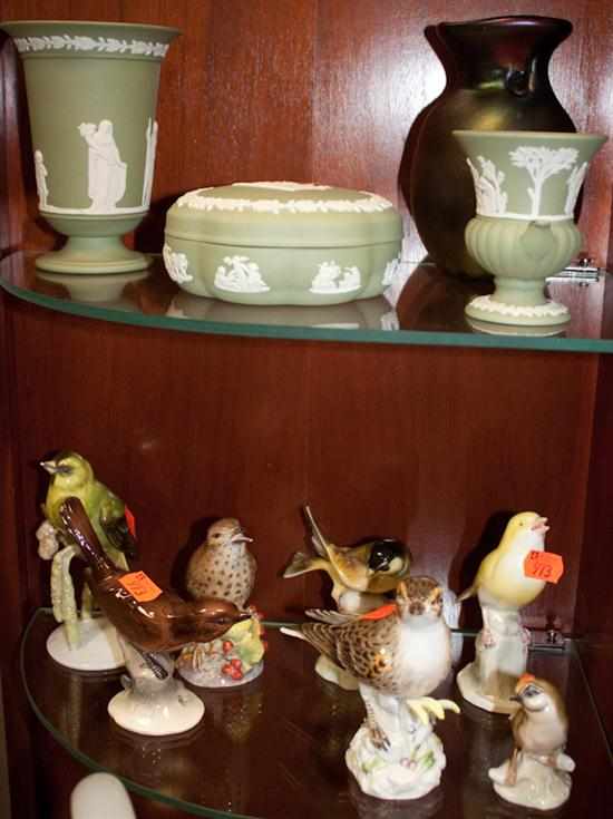 Appraisal: Assorted porcelain and ceramic birds Wedgwood jasperware and a Labino