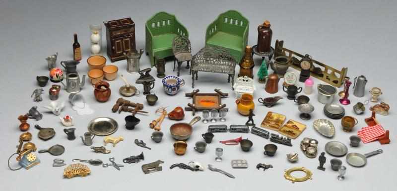 Appraisal: Lot of Doll House Miniature Accessories Description Two green pressed