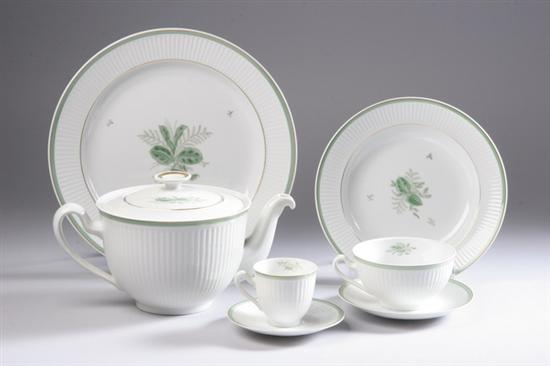 Appraisal: -PIECE ROYAL COPENHAGEN PORCELAIN DINNER SERVICE Green Melody pattern Including