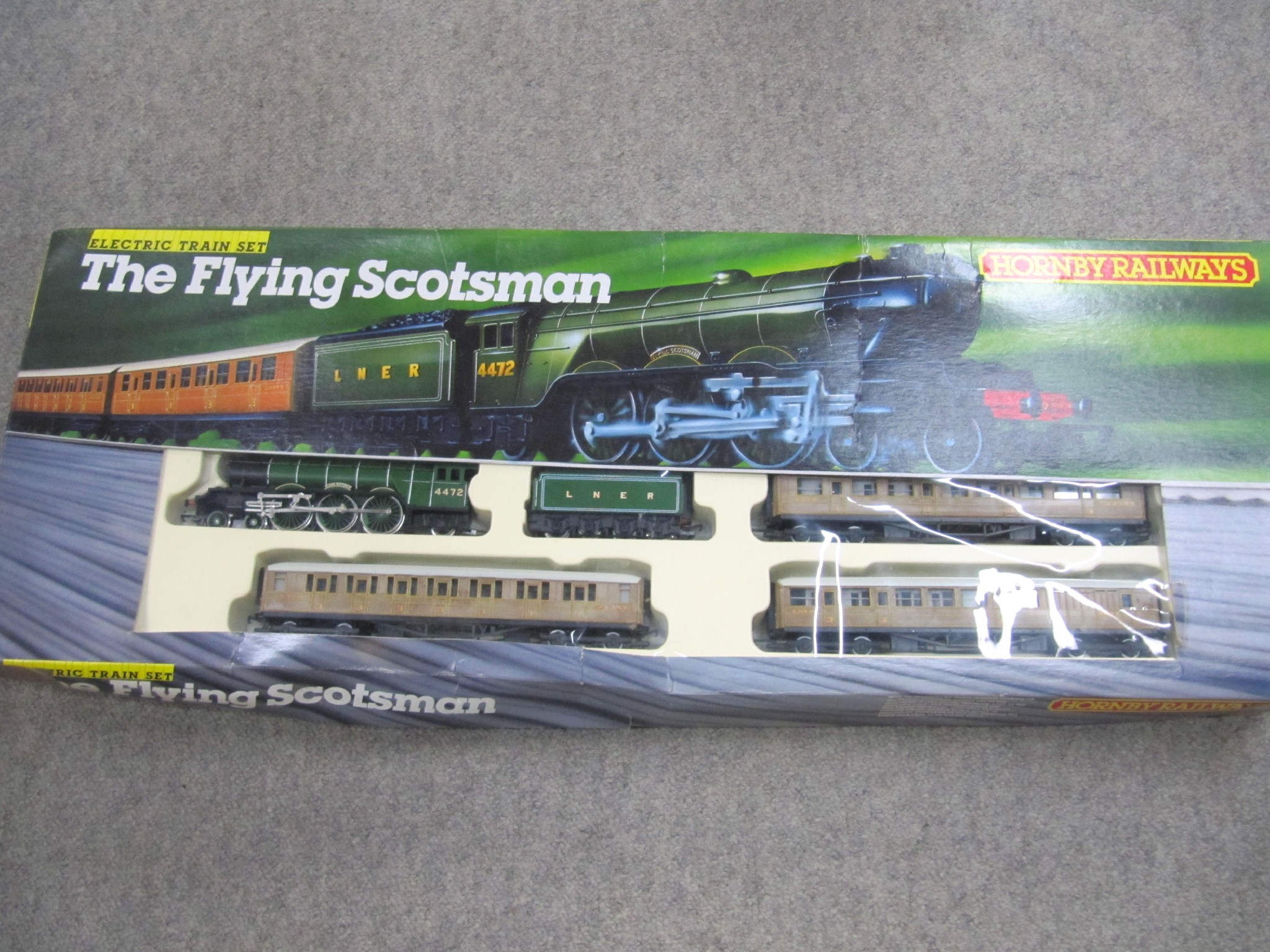 Appraisal: A Hornby Dublo Flying Scotsman train set in original box