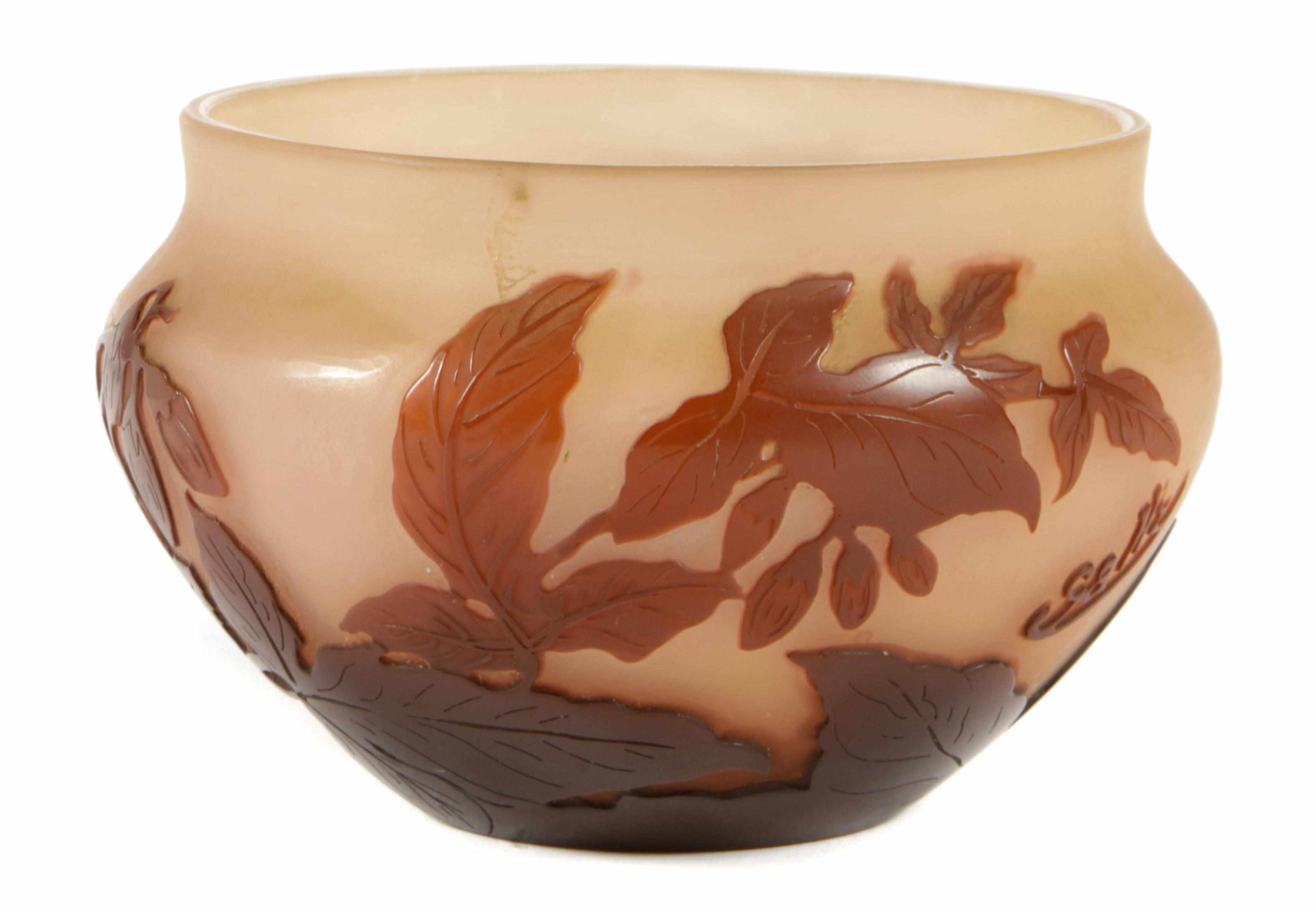 Appraisal: A Gall cameo glass bowl circa signed Gall in cameoheight