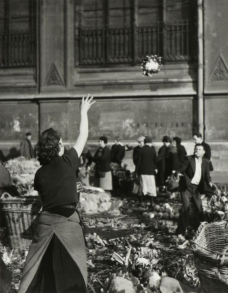 Appraisal: WILLY RONIS French - A PHOTOGRAPH Women with Cabbage WILLY