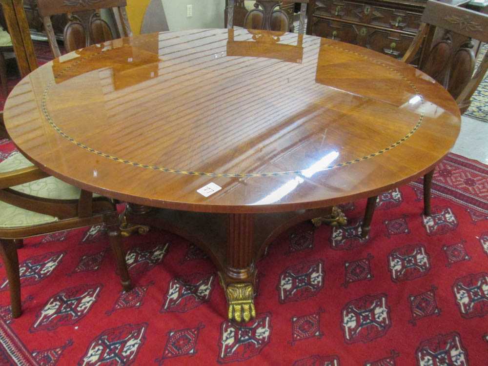 Appraisal: ROUND NEOCLASSICAL STYLE DINING TABLE WITH LEAF Henredon Furniture Co