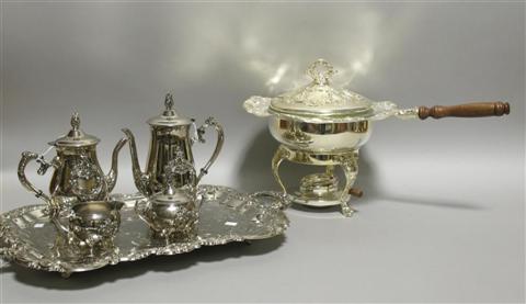 Appraisal: TOWLE SILVER PLATE CHAFING DISH AND STAND Together with silverplate