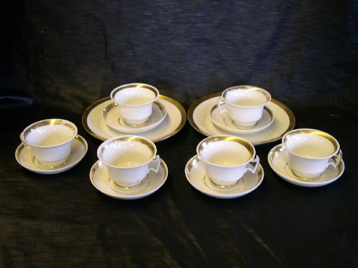 Appraisal: Fourteen-Piece Group of Paris Porcelain second third quarter th century