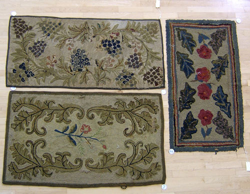 Appraisal: Three hooked rugs with floral decoration early th c x