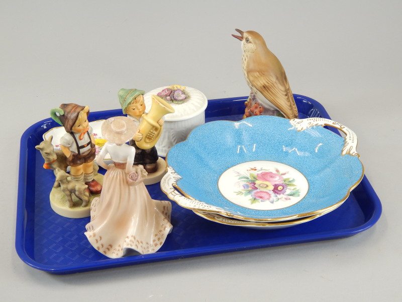 Appraisal: Miscellaneous items to include a Royal Worcester porcelain thrush a