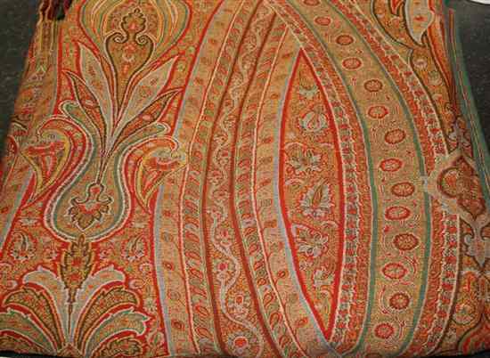 Appraisal: A late th century paisley shawl worked with floral motifs