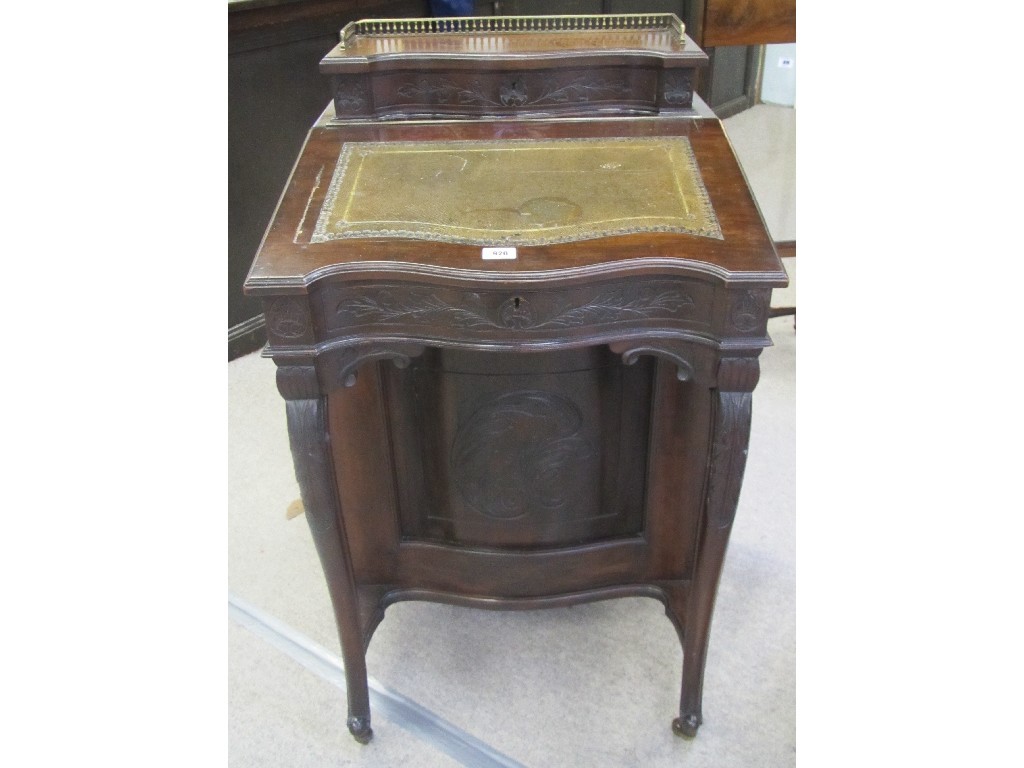 Appraisal: Victorian mahogany Davenport desk