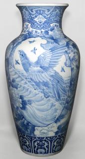 Appraisal: A JAPANESE MEIJI PERIOD IMARI PORCELAIN FLOOR VASE A late