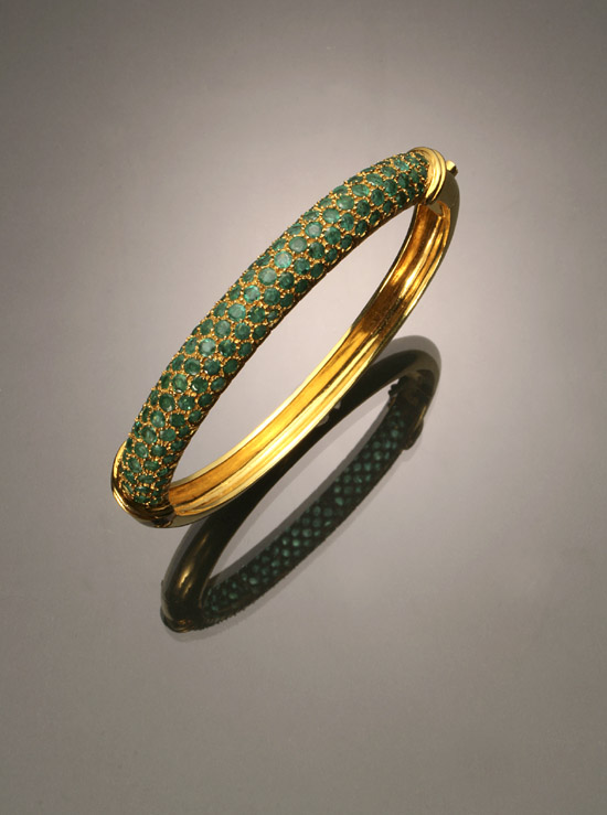 Appraisal: -Karat Yellow-Gold and Emerald Bangle Bracelet The top portion set