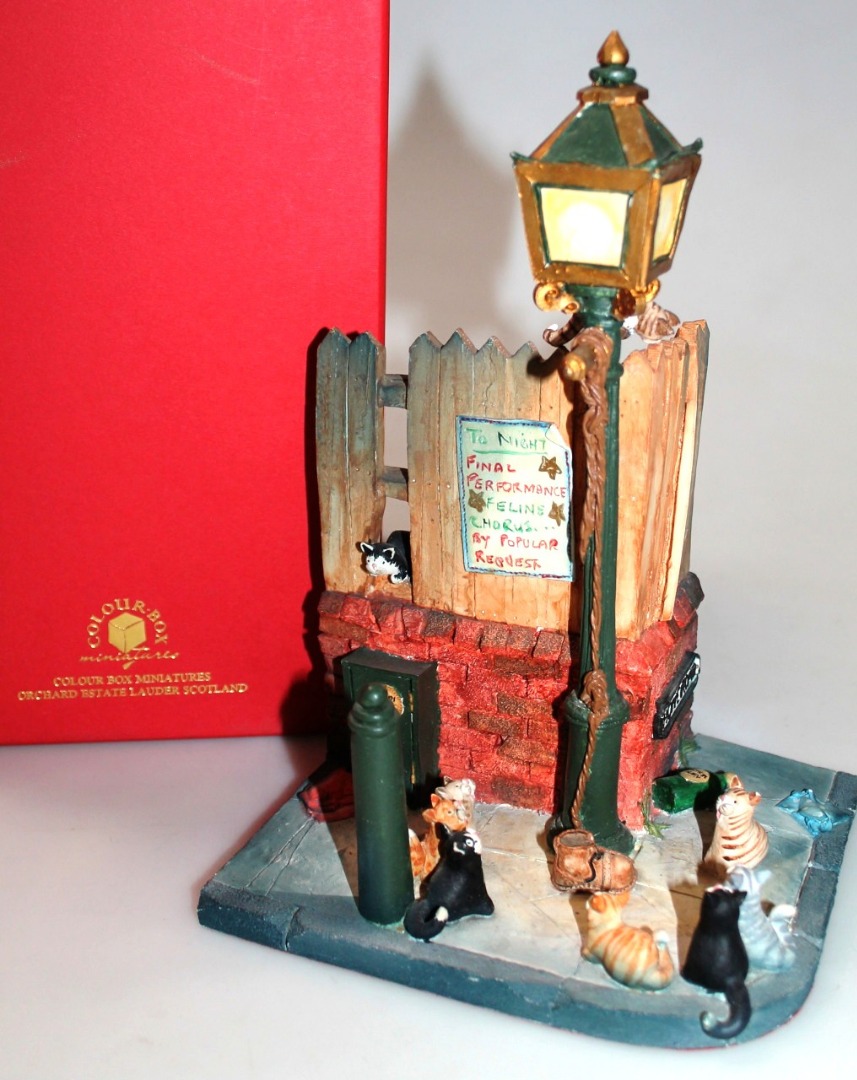 Appraisal: A thC Colour-Box miniatures figure group Moonlight Serenade no pieces