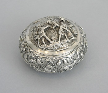 Appraisal: A Dutch Silver Snuff Box ca Of circular form with