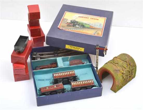 Appraisal: HORNBY O GAUGE MS PASSENGER SET BOXED PIECES OF ROLLING