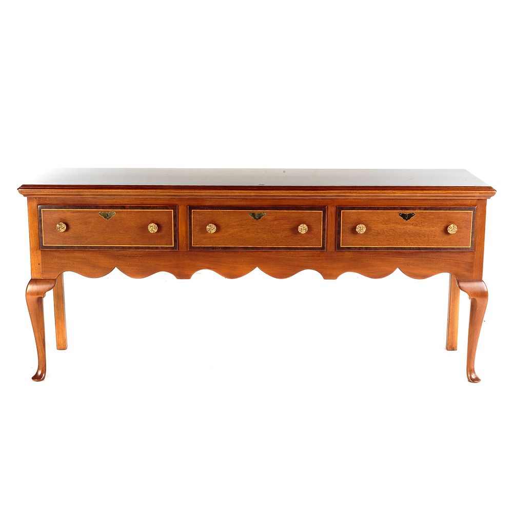 Appraisal: Kittinger Colonel Williamsburg Sideboard With burled walnut and mahogany inlaid