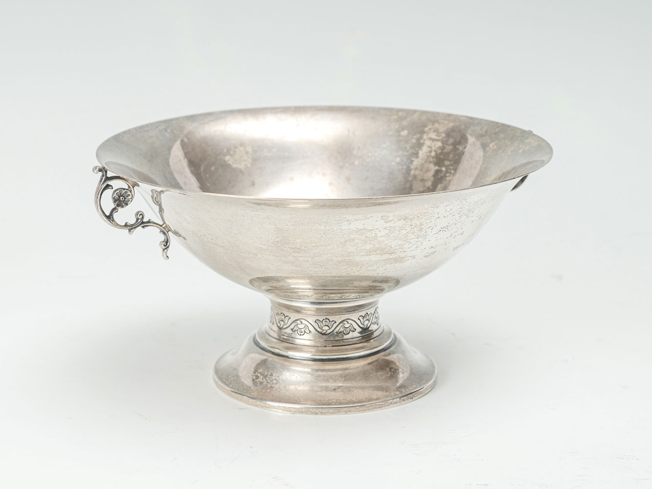 Appraisal: TOWLE SILVERSMITHS STERLING BOWL Towle Sterling Silver footed bowl having