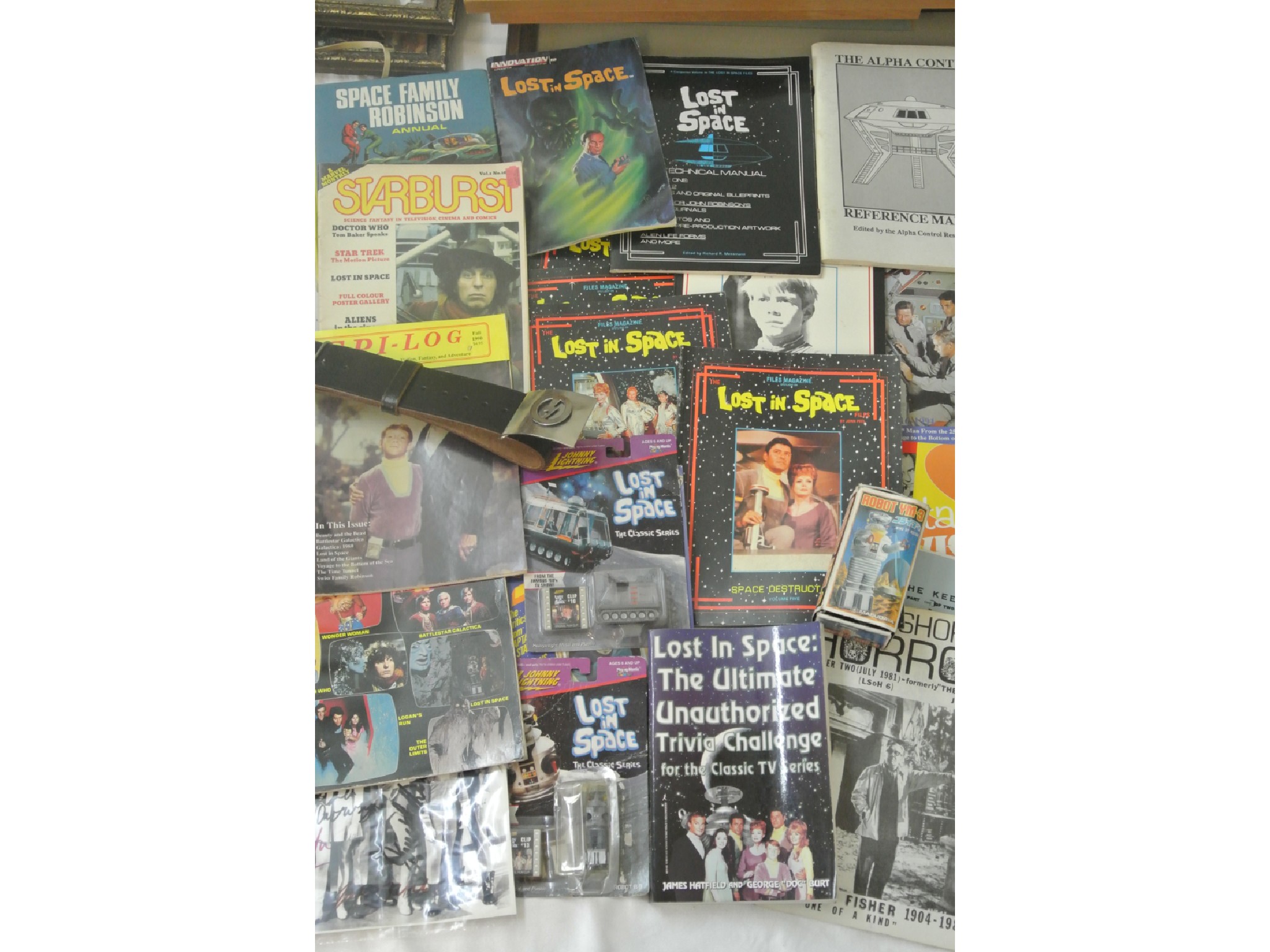 Appraisal: A box containing a quantity of Lost in Space memorabilia