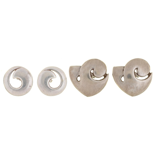 Appraisal: Two pairs of modernist silver cufflinks the larger mm indistinct