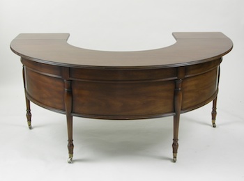 Appraisal: A Kittinger Curved Hunt Table Desk A Kittinger curved hunt